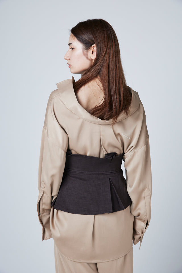 PEPLUM OVER BELT