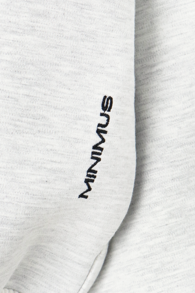 SHORT LENGTH OVERSIZE HOODIE 2