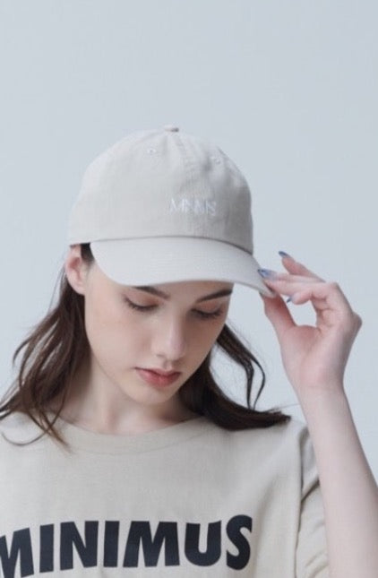 MNMS EMB CAP