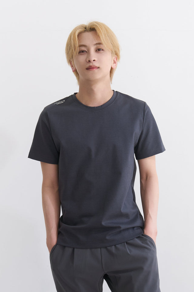 STRAIGHT TECH TEE 2