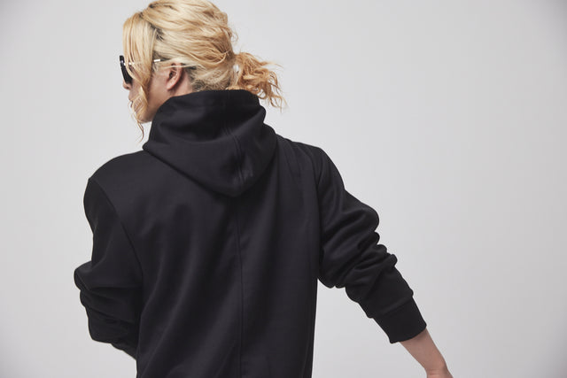SIDE ZIP POCKET HOODIE